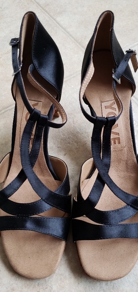 Meet your Posher, Sula - Picture 1 of 4